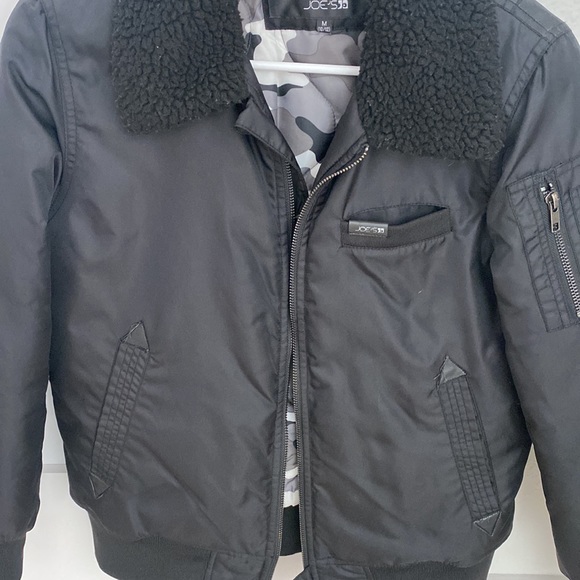 Jacket - Picture 4 of 7